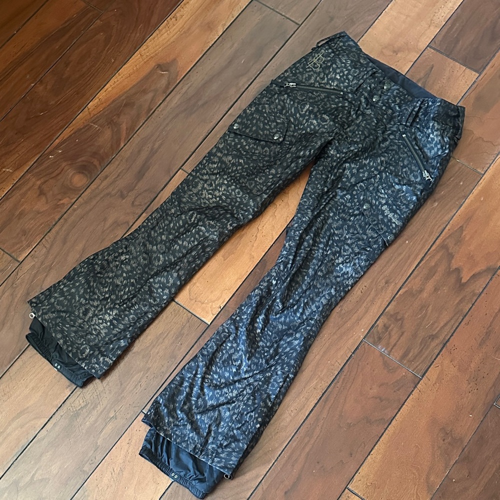 BURTON - Women’s Snowboard Pants – Leopard Print Edition– Size M
